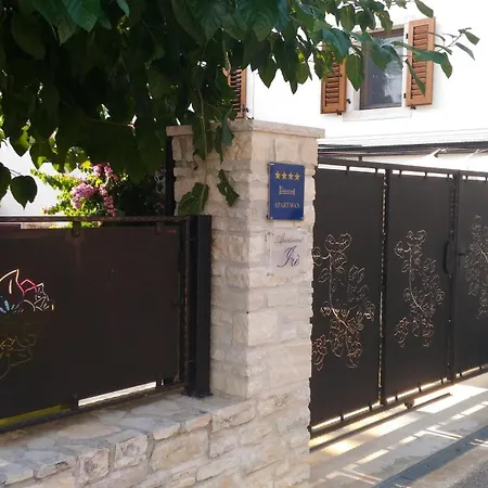 Ire 4 Persone Karšete