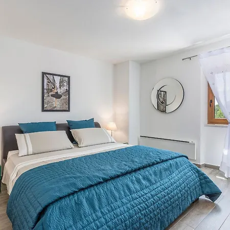 Ire 4 Persone Apartment Karsete